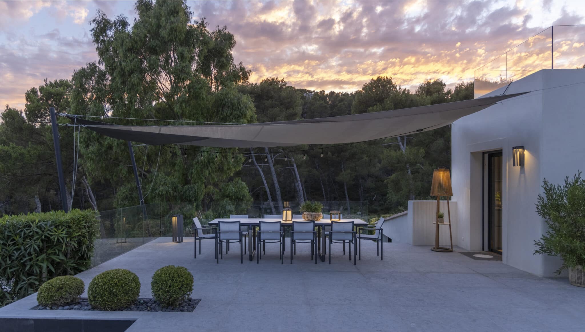 Lanterne SKAAL 500 Lumens 70 cm – Gris espace – Image 4