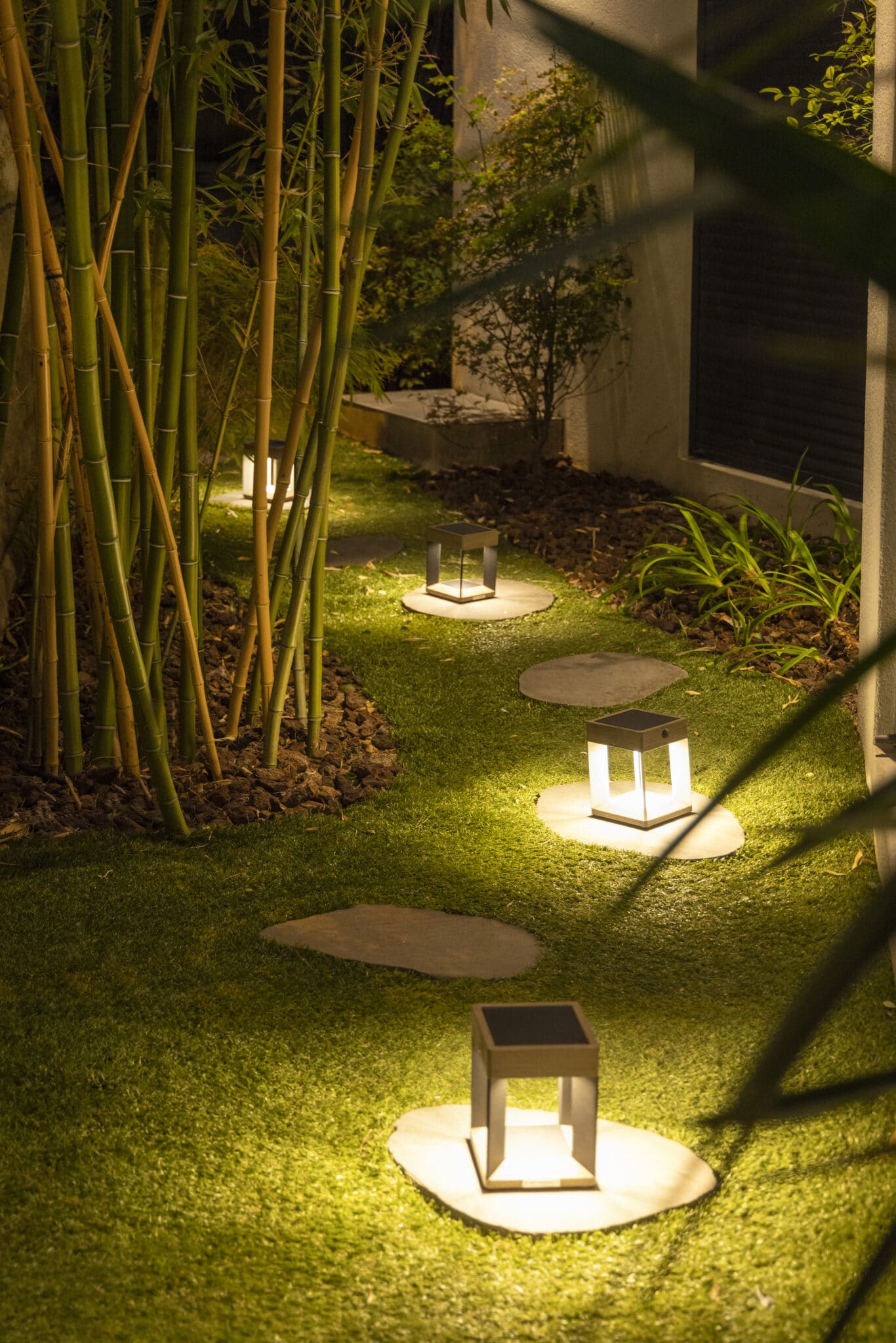 Lampe de table TECKALU 300 Lumens 21 cm – Blanc – Image 3