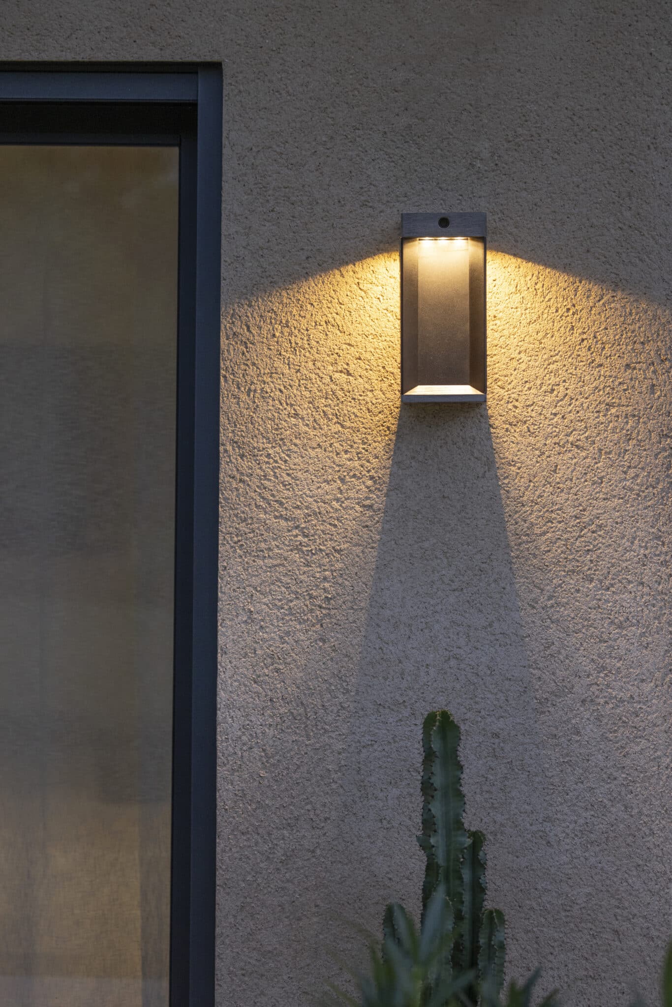 Applique murale TECKALU 500 Lumens – Noir – Image 5