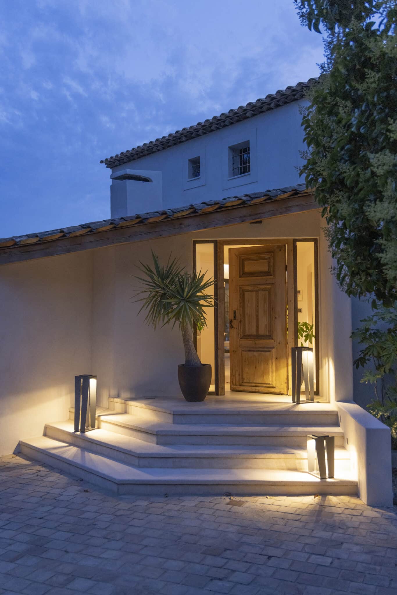 Lanterne SKAAL 500 Lumens 70 cm – Gris espace – Image 2