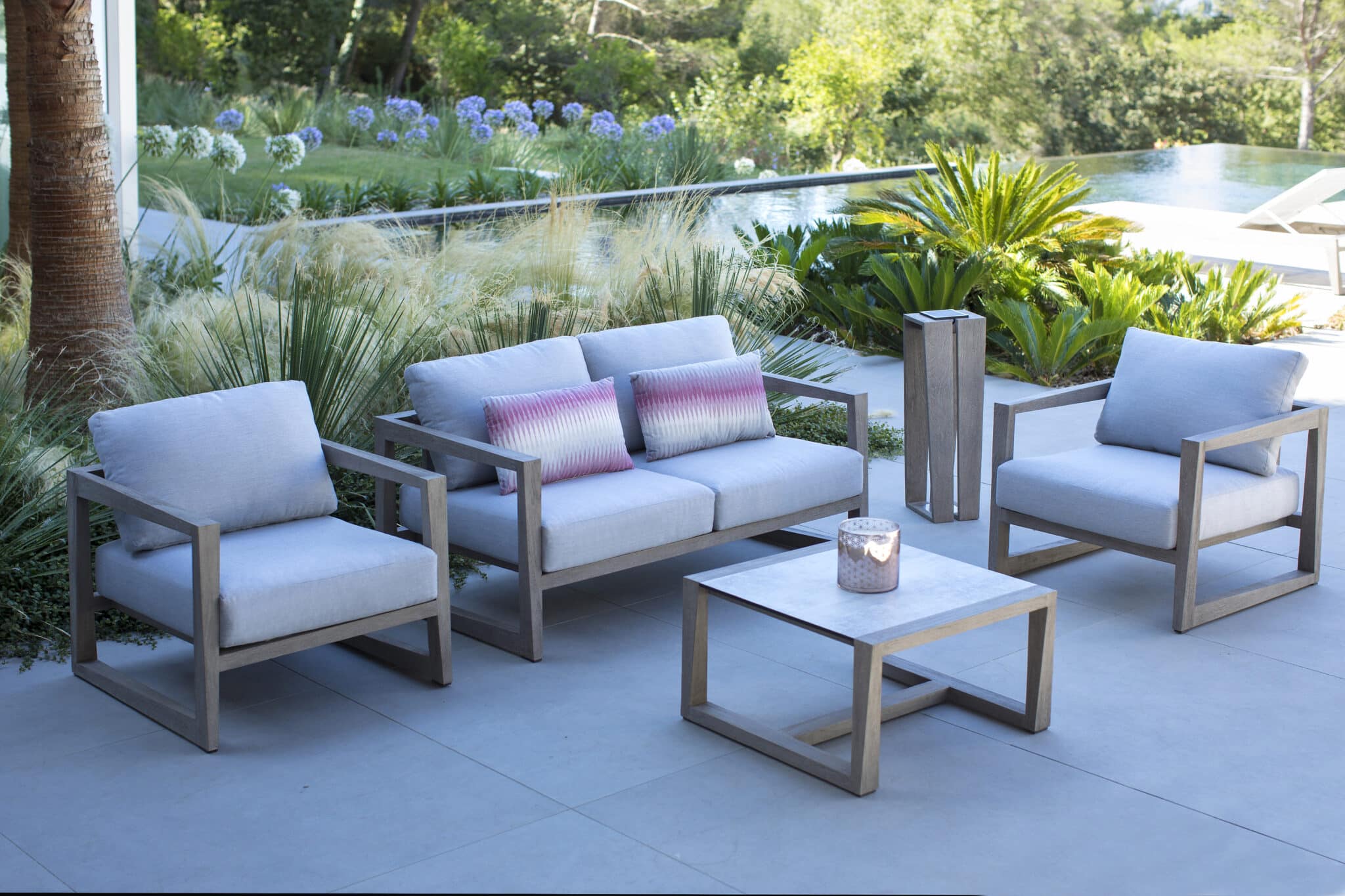 Canapé SKAAL S – Teck Duratek® Sunbrella® gris clair – Image 2