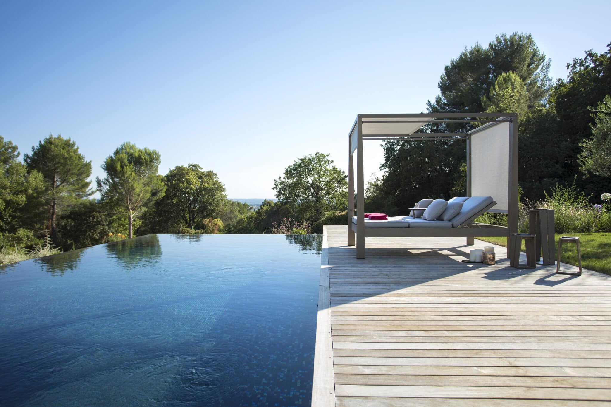 Kiosque SKAAL – Sunbrella gris clair et Batyline blanc chiné – Image 3