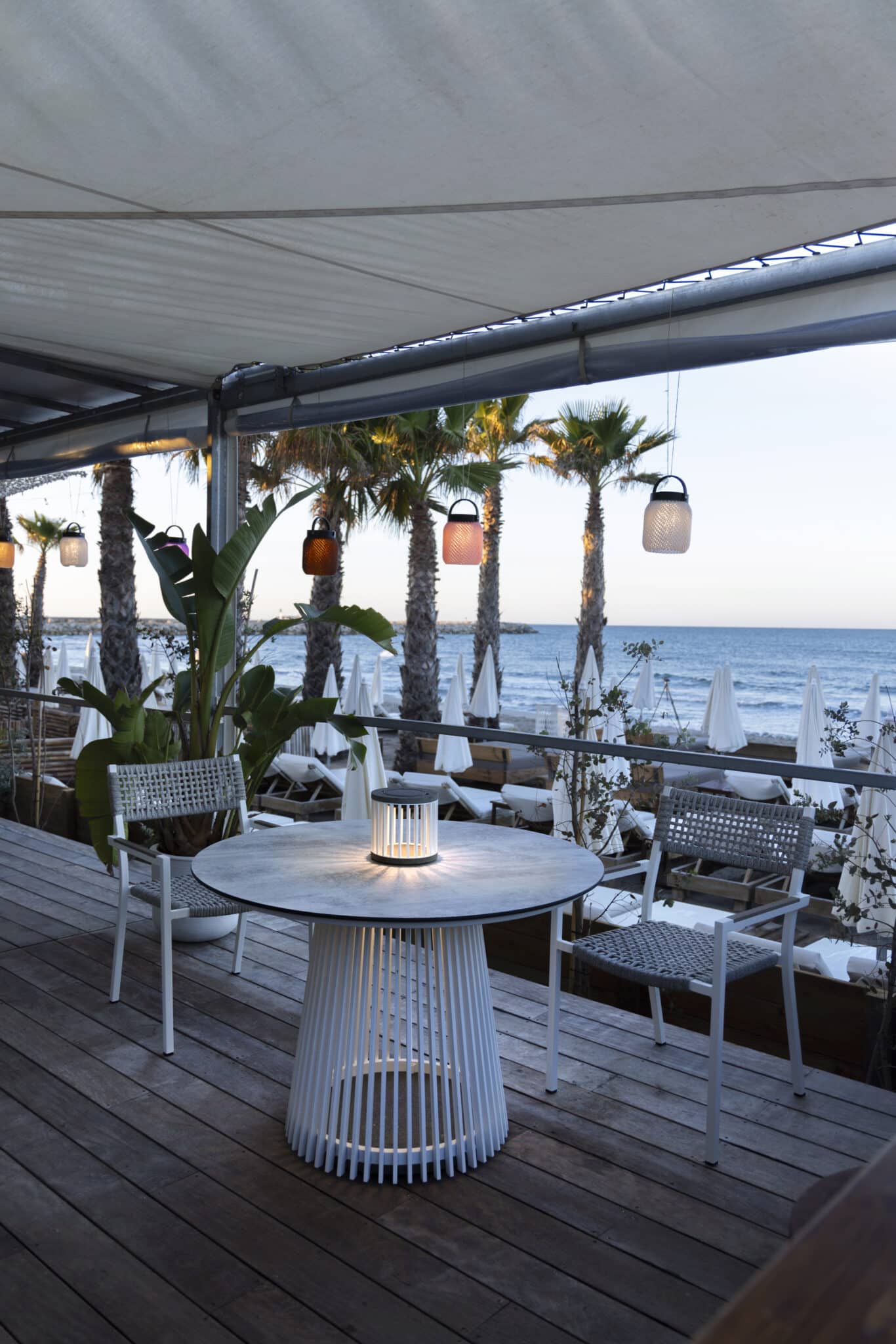 Table de repas HALO – Blanc Ø110 cm – Image 7