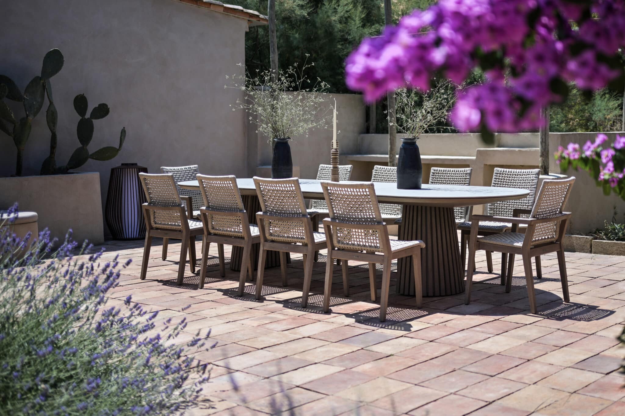 Fauteuil empilable tressé COPENHAGUE – Corde plate beige chiné – Image 9