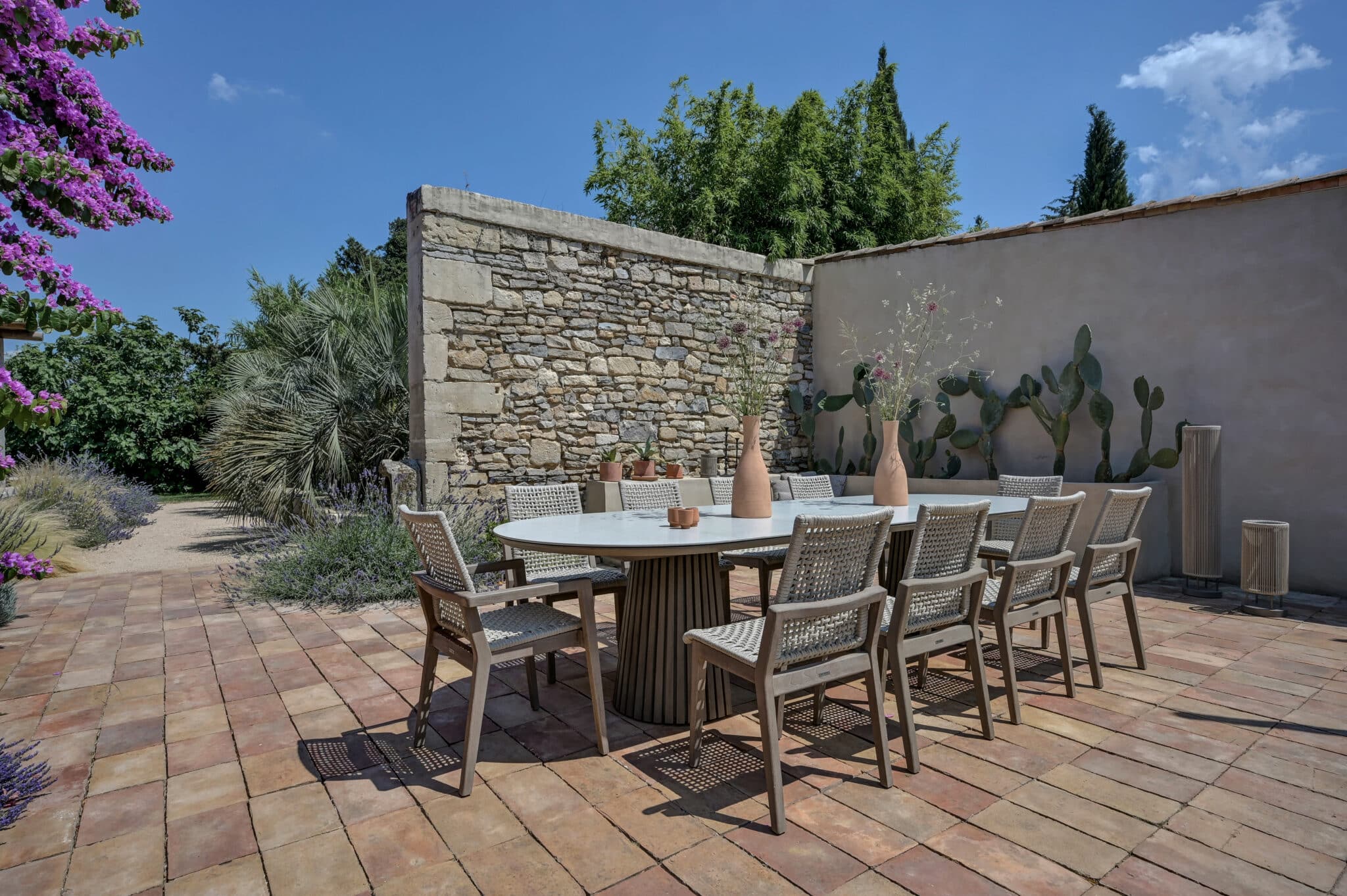 Fauteuil empilable tressé COPENHAGUE – Corde plate beige chiné – Image 10