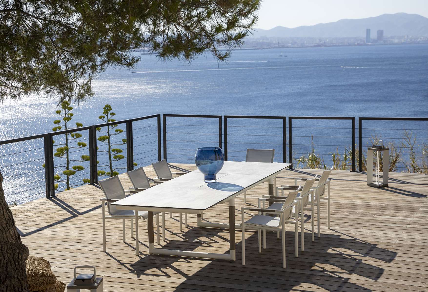 Table extensible BASTINGAGE – béton ciré blanc – Image 2