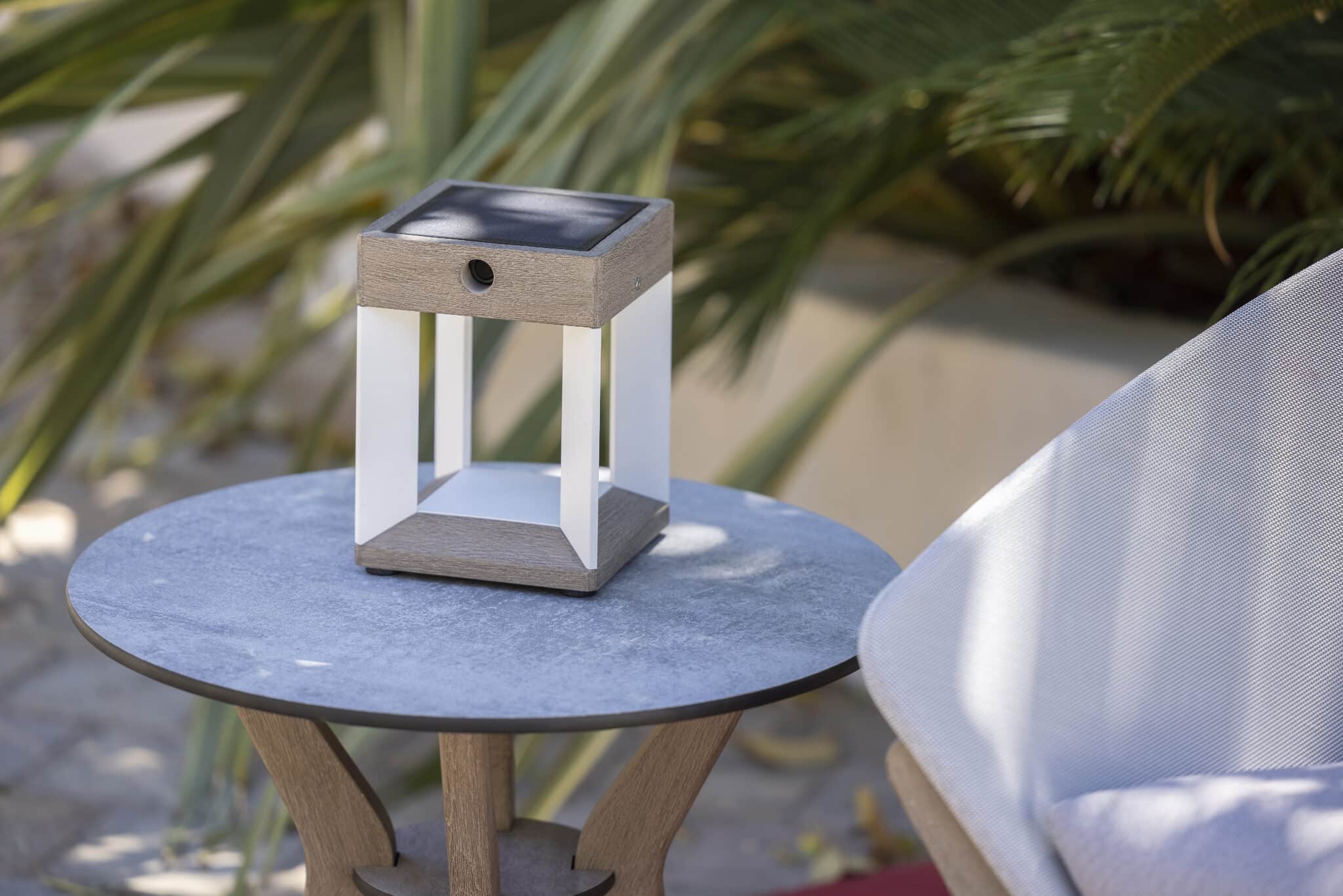 Table basse SELVA Ø50 – HPL béton ciré – Image 7