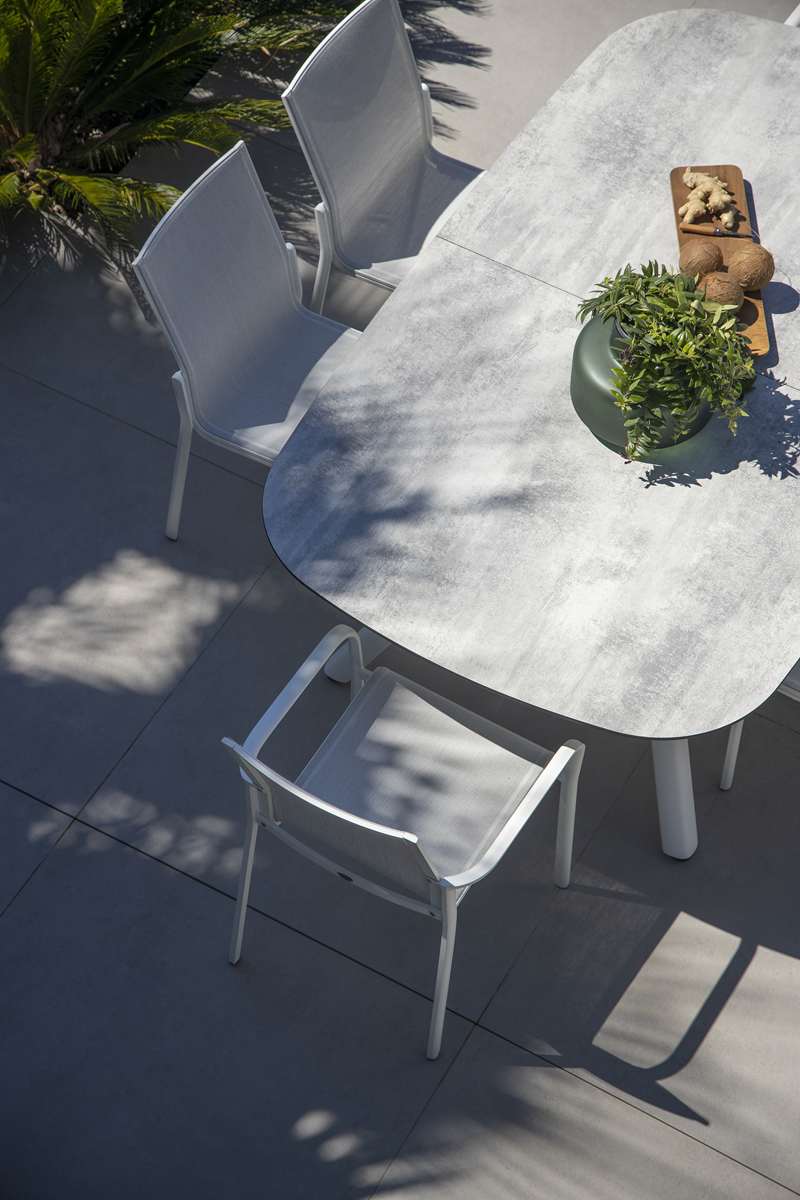 Table extensible HPL SAGAMORE – blanc béton ciré – Image 10