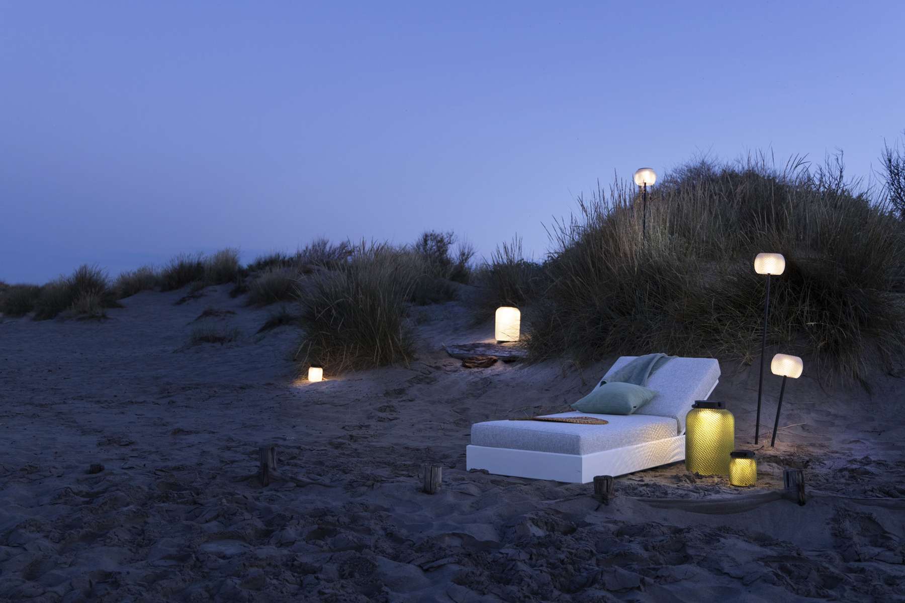 Lit simple de jardin RANCHO – blanc gris chiné – Image 8